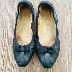 Salvatore Ferragamo Black Leather Ballet Flat Size 6 1/2
